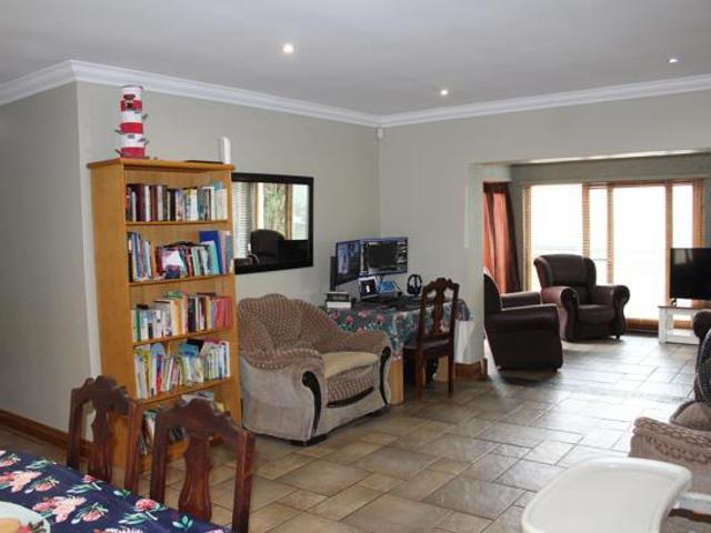 3 Bedroom Townhouse in East Bank
