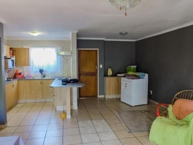 3 Bedroom Townhouse in East Lynne