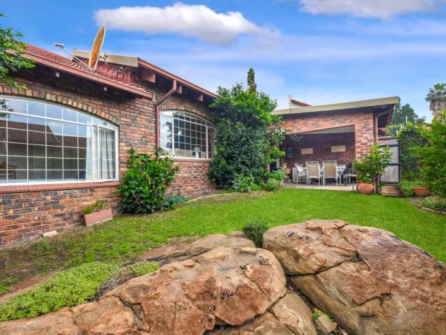 3 Bedroom Townhouse in Edenburg