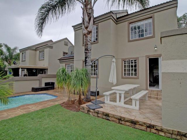 3 Bedroom Townhouse in Equestria