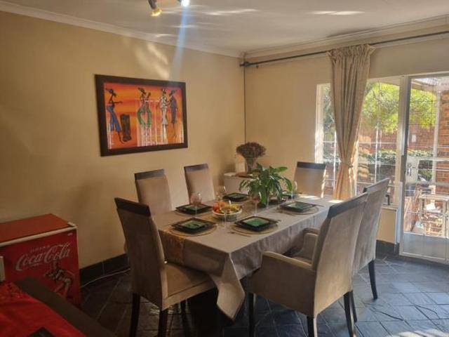 3 Bedroom Townhouse in Faerie Glen
