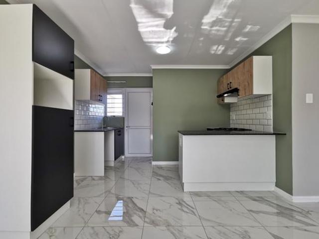 3 Bedroom Townhouse in Fairview