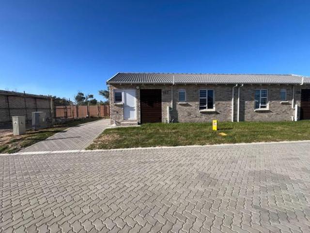3 Bedroom Townhouse in Fairview