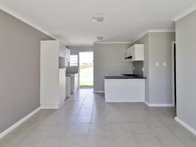 3 Bedroom Townhouse in Fairview