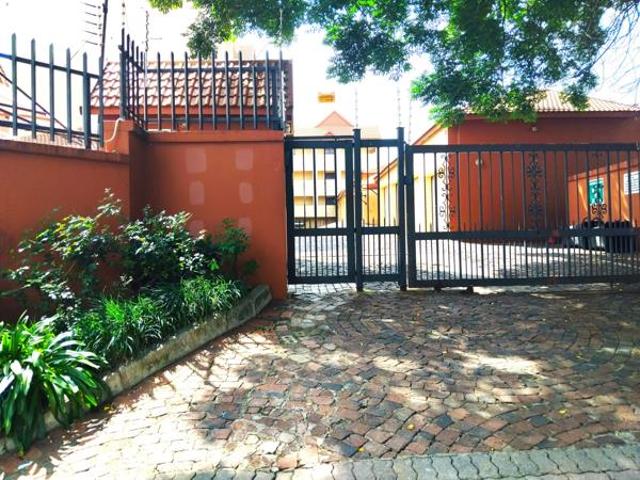 3 Bedroom Townhouse in Ferndale