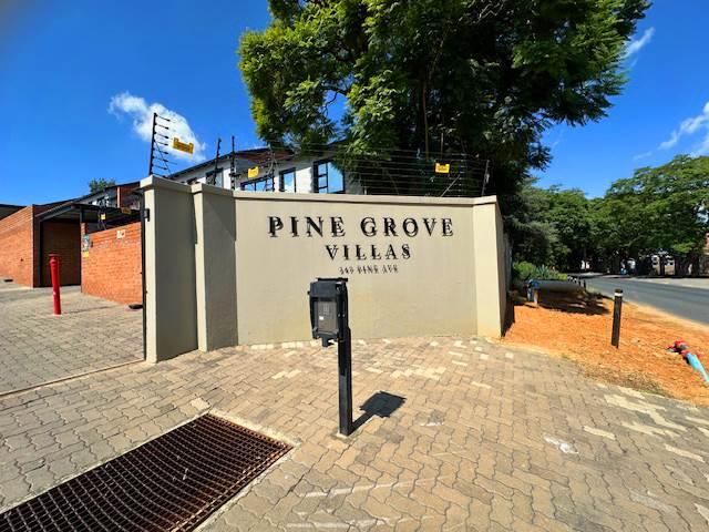 3 Bedroom Townhouse in Ferndale
