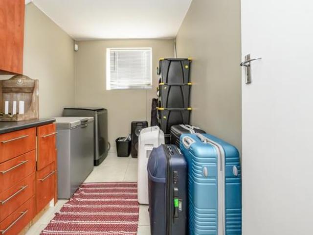 3 Bedroom Townhouse in Ferguson