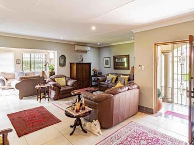 3 Bedroom Townhouse in Flamwood