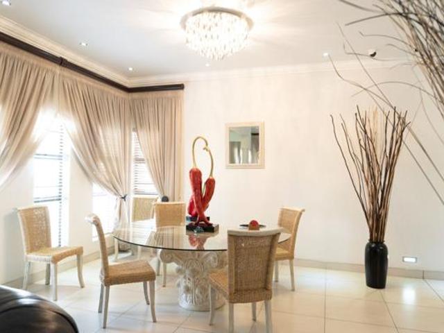 3 Bedroom Townhouse in Flamwood