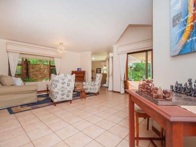 3 Bedroom Townhouse in Florida Hills
