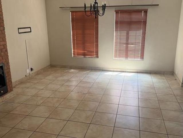3 Bedroom Townhouse in Gholfsig