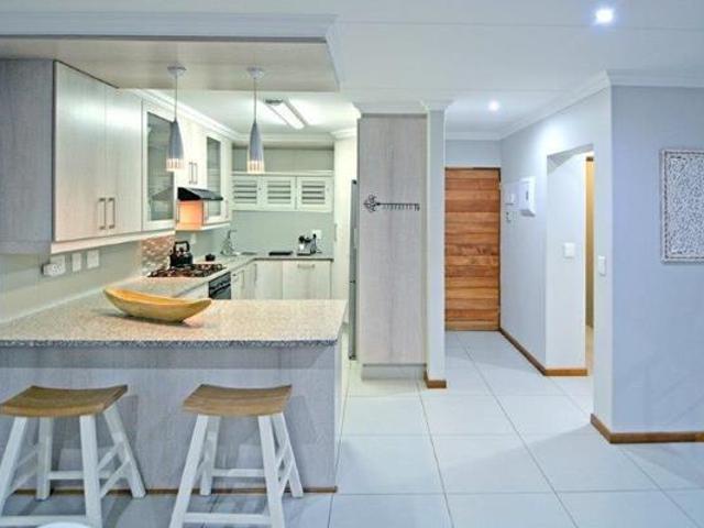 3 Bedroom Townhouse in Glen Marais