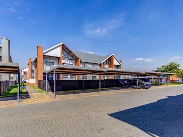 3 Bedroom Townhouse in Glen Marais