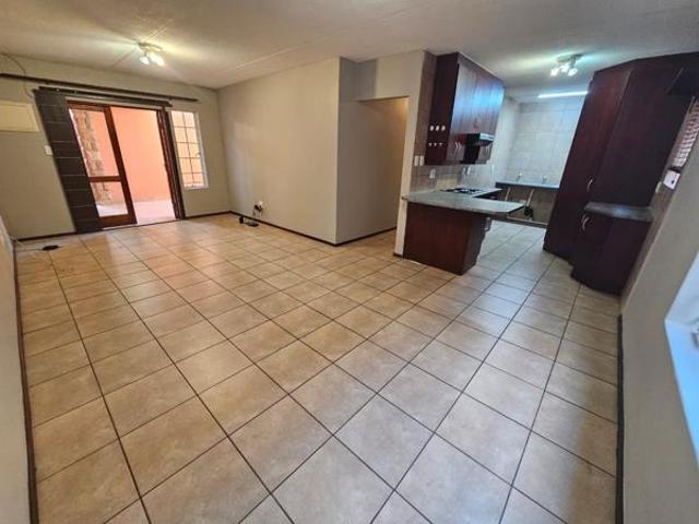 3 Bedroom Townhouse in Glen Marais