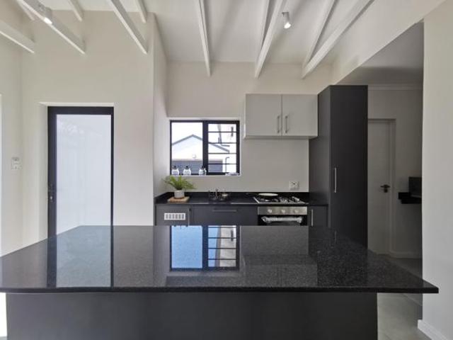 3 Bedroom Townhouse in Glenroy Park