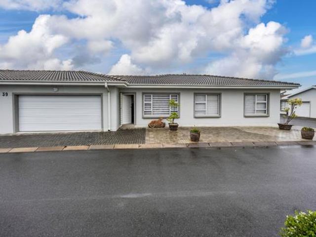 3 Bedroom Townhouse in Gonubie
