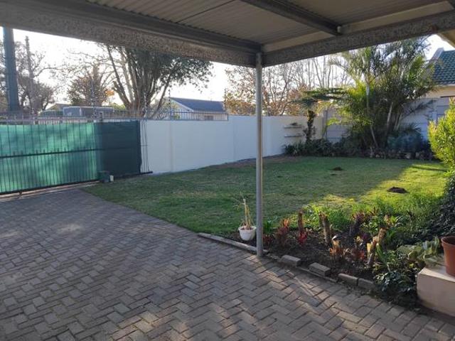 3 Bedroom Townhouse in Gonubie