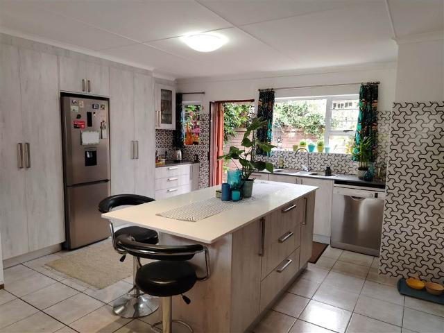 3 Bedroom Townhouse in Gonubie