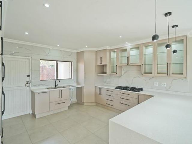 3 Bedroom Townhouse in Gonubie