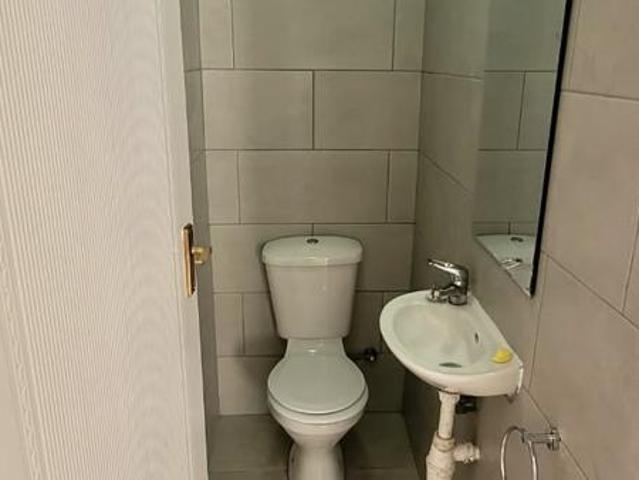 3 Bedroom Townhouse in Gordons Bay Central