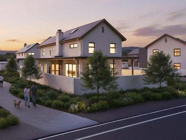 3 Bedroom Townhouse in Graanendal