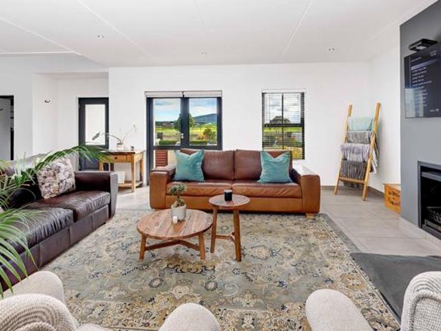 3 Bedroom Townhouse in Graanendal