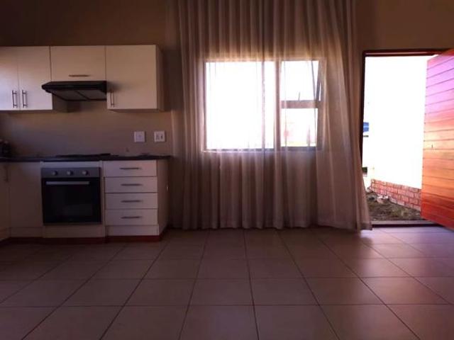 3 Bedroom Townhouse in Graceland