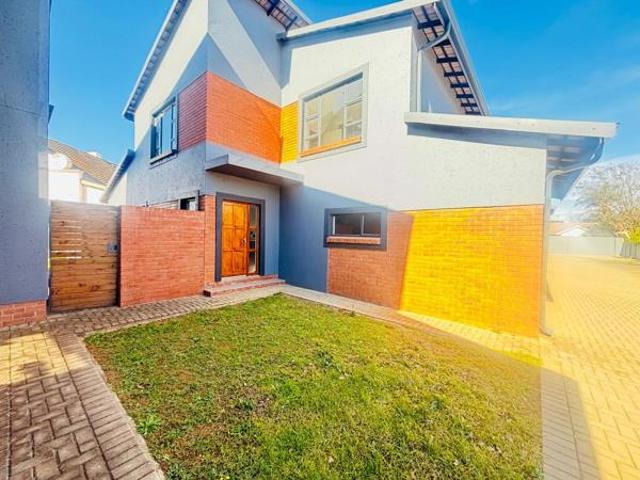 3 Bedroom Townhouse in Greenhills