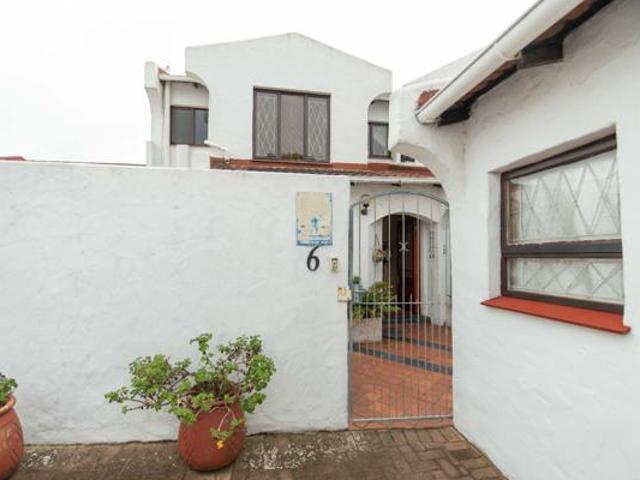 3 Bedroom Townhouse in Greenshields Park