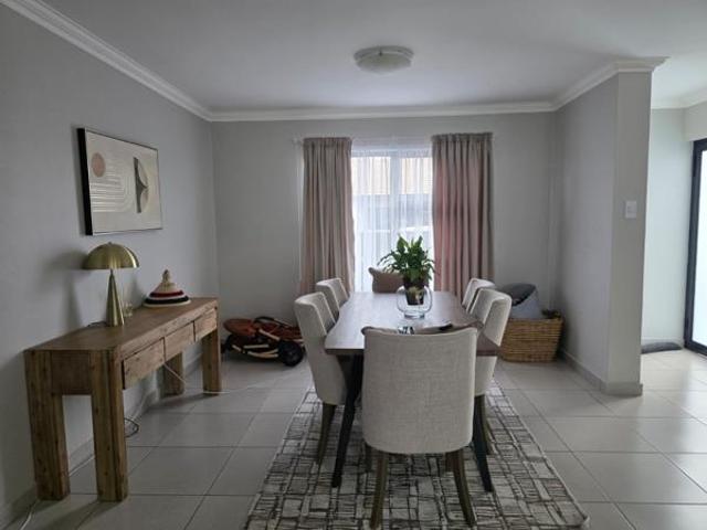 3 Bedroom Townhouse in Groenvlei SH