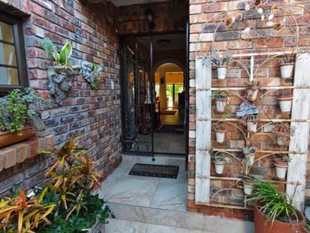 3 Bedroom Townhouse in Humewood