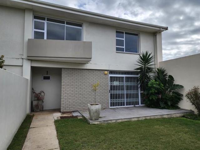 3 Bedroom Townhouse in Humewood