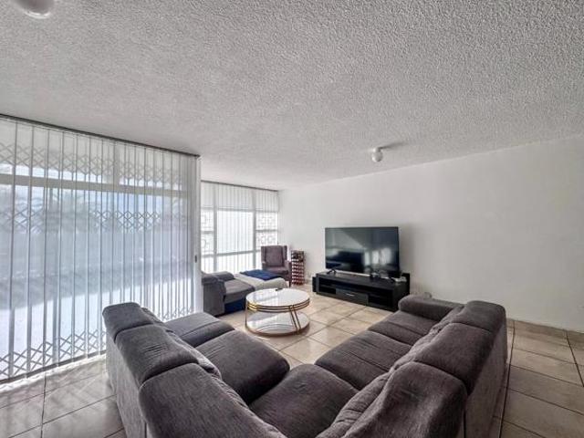 3 Bedroom Apartment in Humewood