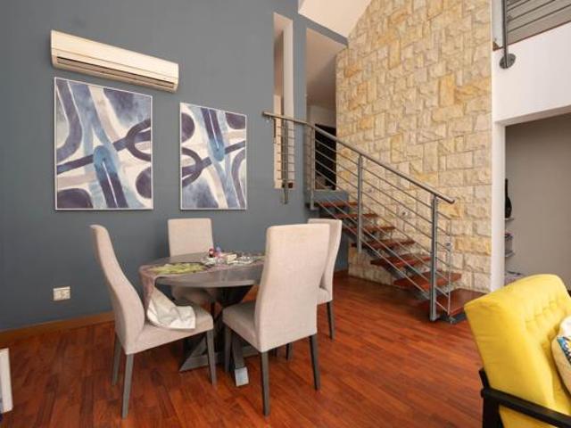 3 Bedroom Townhouse in Hyde Park