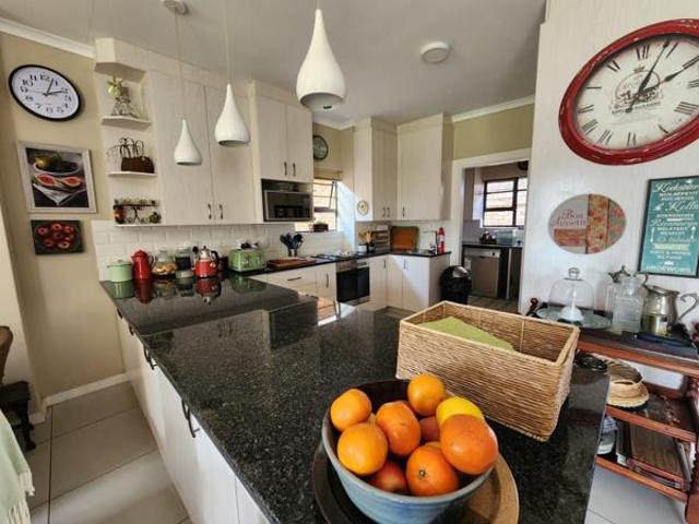 3 Bedroom Townhouse in Hadison Park