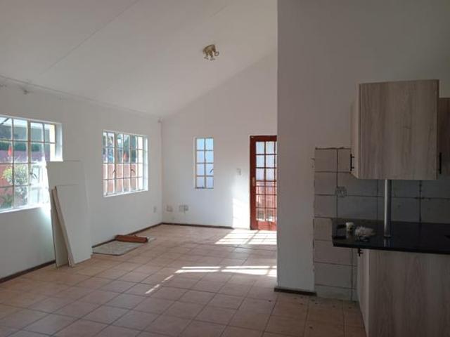 3 Bedroom Townhouse in Halfway Gardens