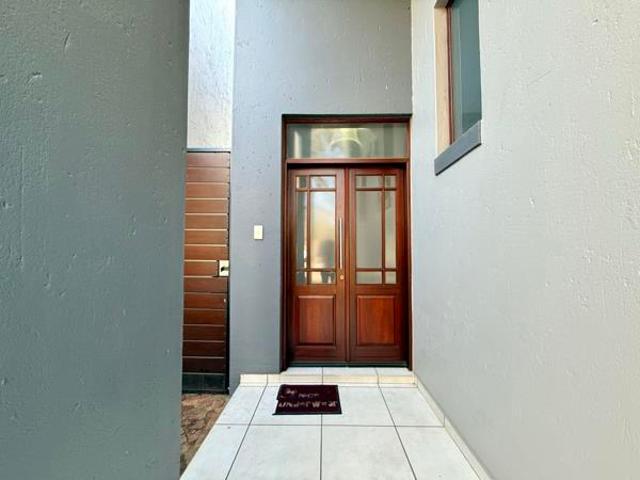 3 Bedroom Townhouse in Heritage Hill