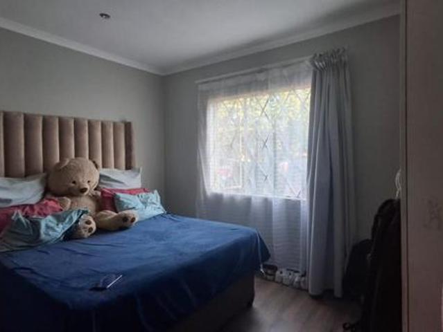 3 Bedroom Townhouse in Highveld Park