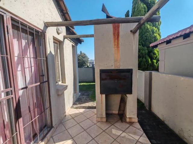 3 Bedroom Townhouse in Highveld Park