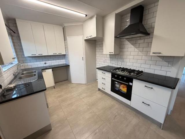 3 Bedroom Townhouse in Highveld