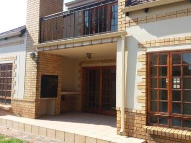 3 Bedroom Townhouse in Highveld