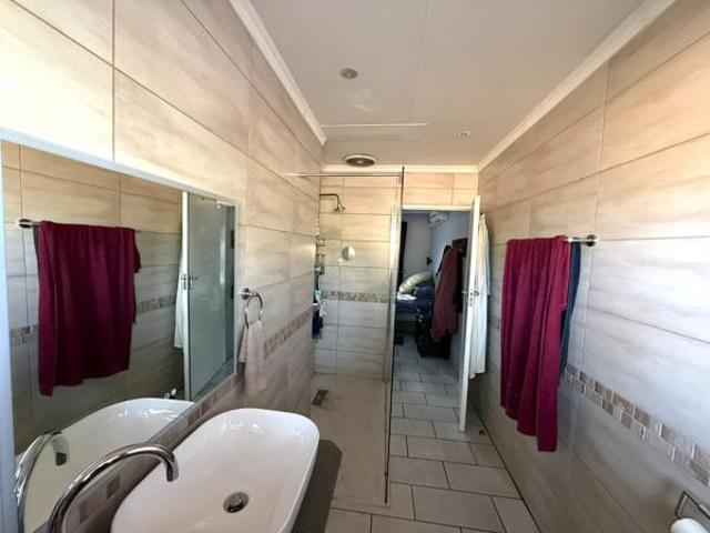 3 Bedroom Townhouse in Highveld