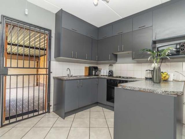 3 Bedroom Townhouse in Honey Park