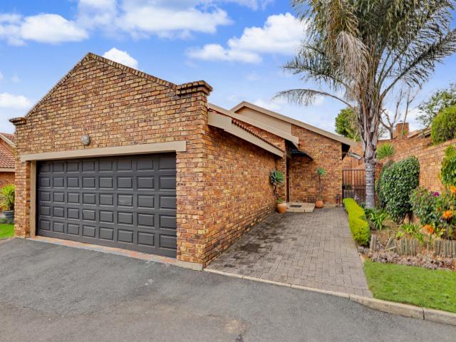 3 Bedroom Townhouse in Honeydew Manor