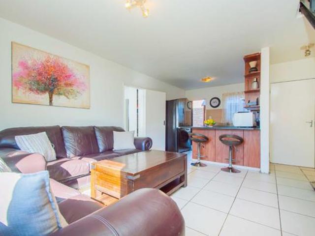 3 Bedroom Townhouse in Honeydew Ridge