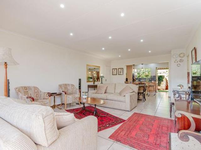 3 Bedroom Townhouse in Honeydew Ridge