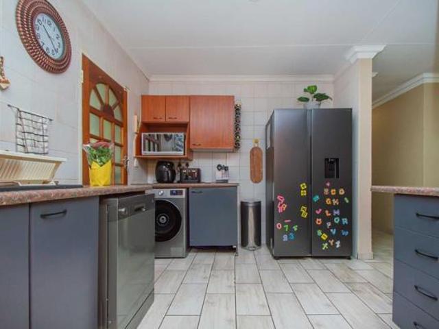 3 Bedroom Townhouse in Honeydew