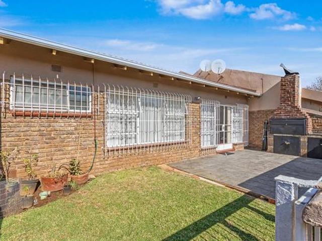 3 Bedroom Townhouse in Horizon View