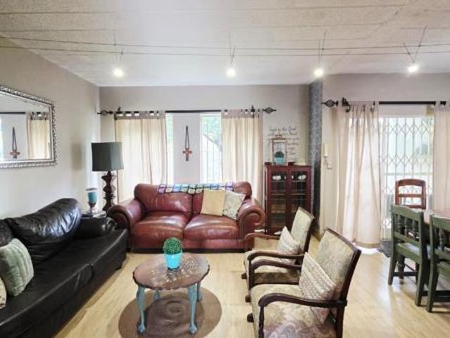 3 Bedroom Townhouse in Ifafi