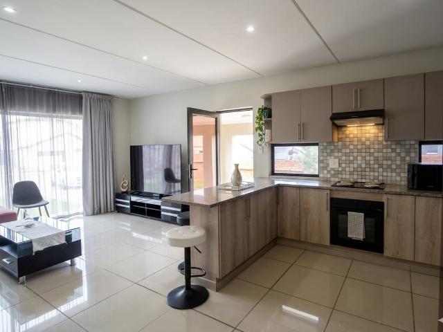 3 Bedroom Townhouse in Jackaroo Park